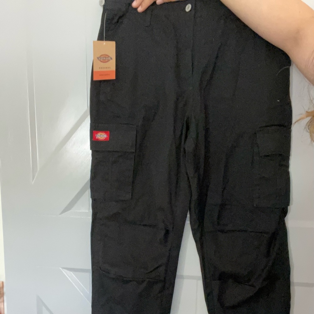 Dickies jogger from zumiez never worn